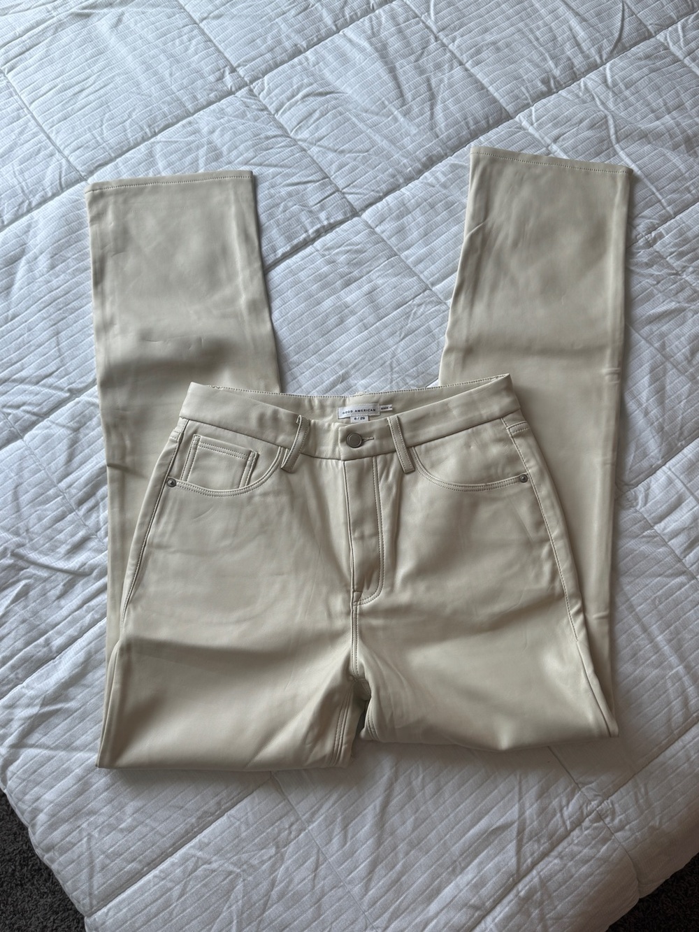 Good American cream faux leather straight leg pants size 8 - Picture 2 of 8